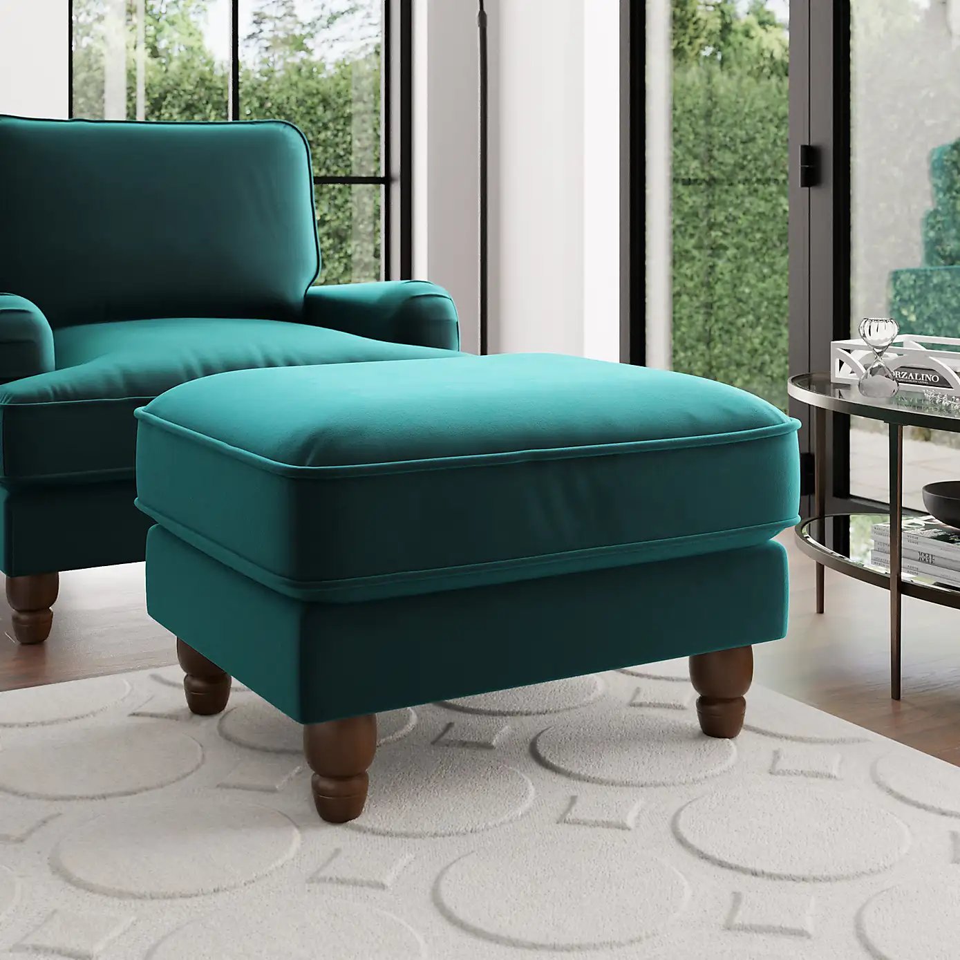 CHAIRS AND POUFFES